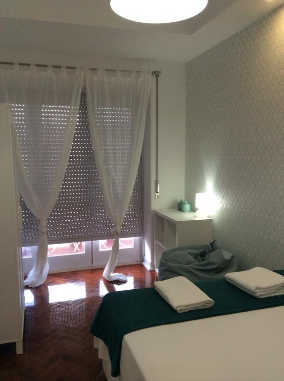 4U Lisbon IV Guesthouse Airport Eksteriør bilde