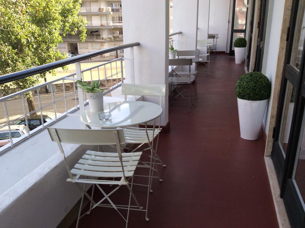 4U Lisbon IV Guesthouse Airport Eksteriør bilde